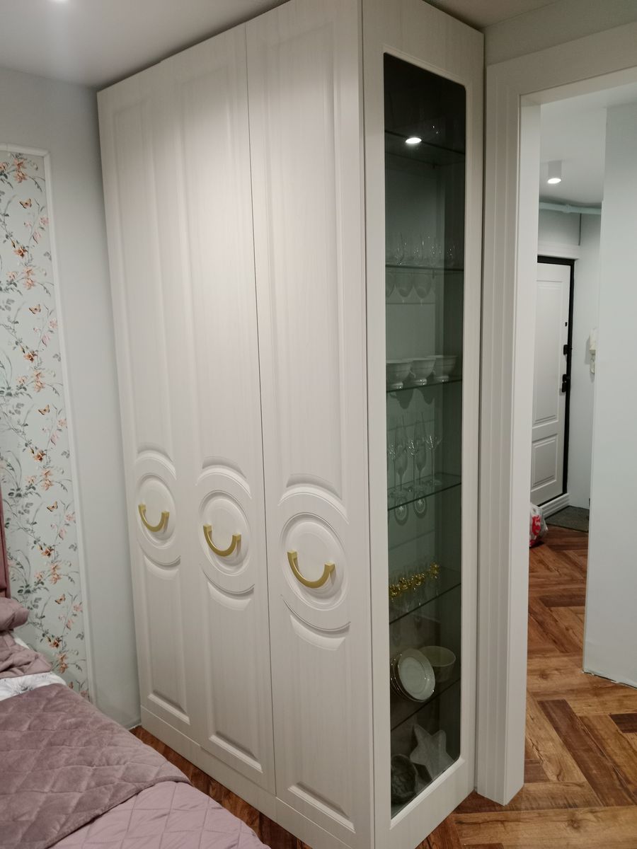wardrobes